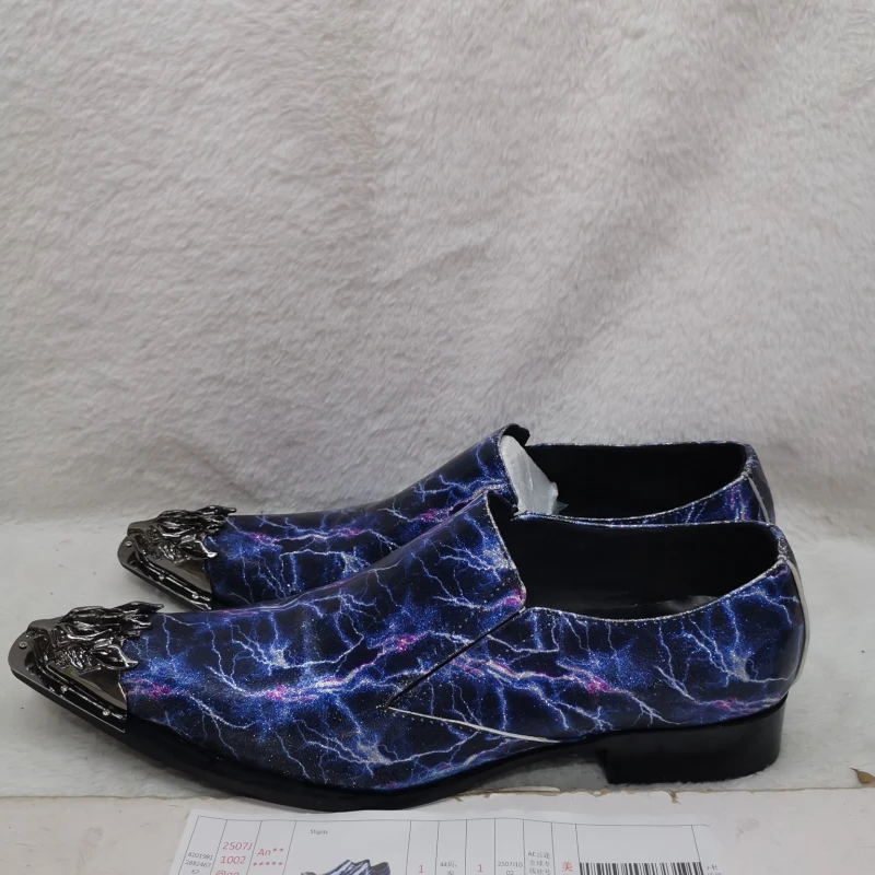 

Graffiti Blue Light Leather Shoes for Men Metal Pointed Toe Slip On Dress Shoes Performance Banquet Low Heel Loafers Male Shoes