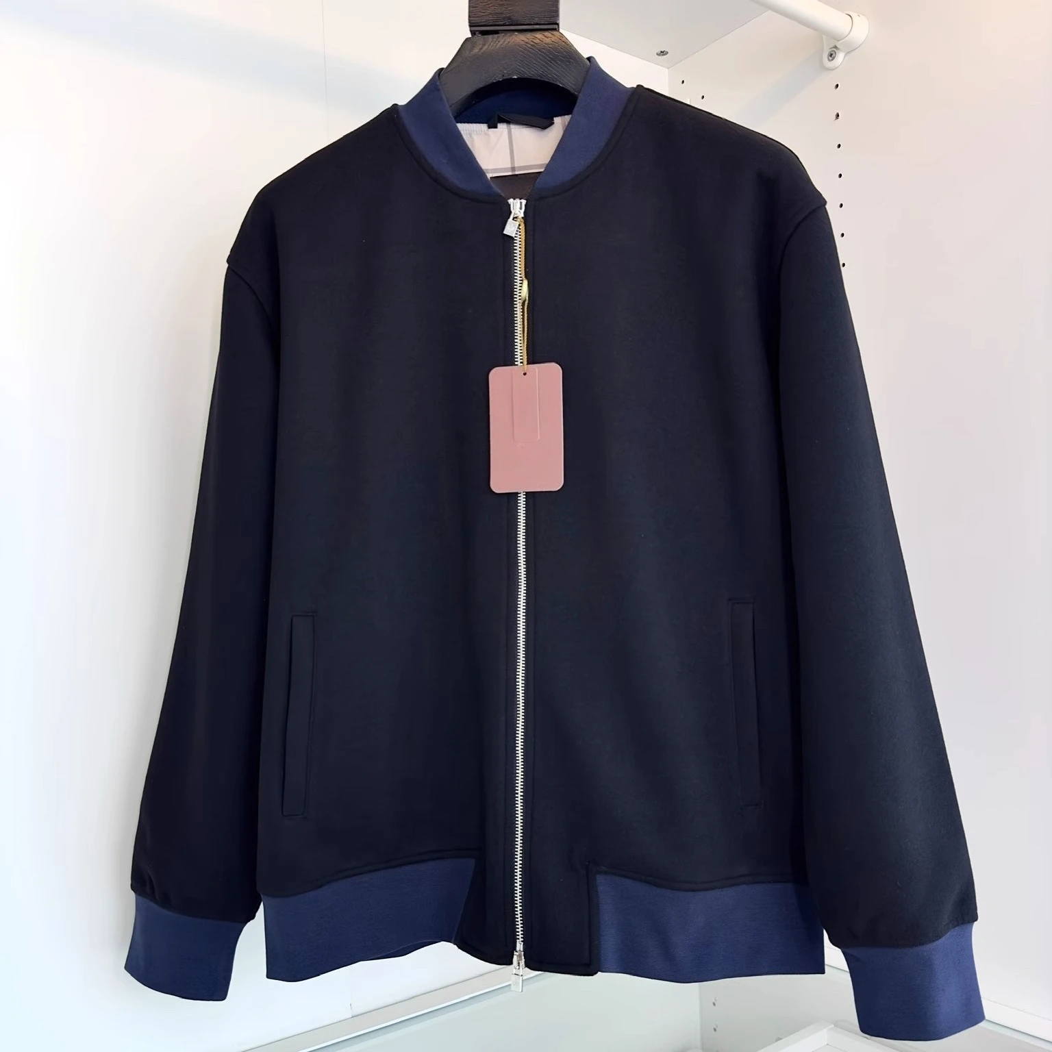 

LP Италия 25aw старые деньги сплошной цвет повседневная простая куртка с бейсбольным воротником