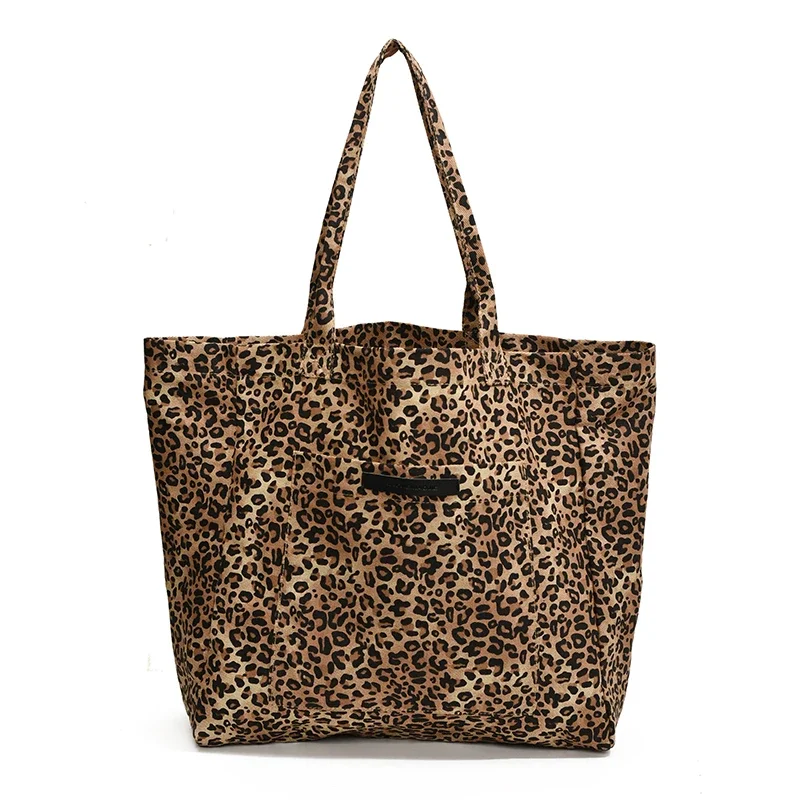 Canvas Material 2024 New Shoulder Bag Leopard Print Large Capacity Trendy Fashion Handbag Soft Versatile Commuting Tote Bag