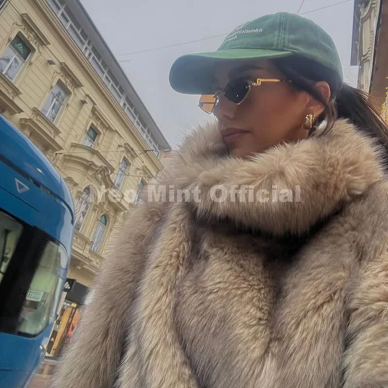 เสื้อคลุมขนเฟอร์เทียมแฟชั่นใหม่ Neo Mint สำหรับฤดูใบไม้ร่วงและฤดูหนาว ปี 2025 เสื้อแจ็คเก็ตขนเฟอร์เทียมลายสุนัขจิ้งจอกสำหรับผู้หญิง เสื้อโค้ทสุดชิคสไตล์สาวสตรีท เสื้อจั๊มเปอร์หนานุ่ม