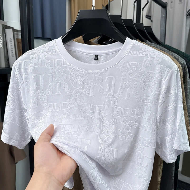 Herren-Oberteil aus dünnem Eisseide-Mesh mit kurzem Arm, durchgehendem Kettenmuster-Jacquard, schmalem, elastischem Rundhalsausschnitt, für Business, Alltag und Freizeit. – Detail 4