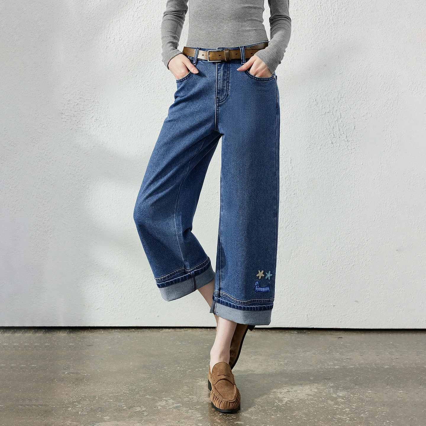 TOYOUTH Women Jeans 2026 Autumn New Mid‑rise Cropped Straight Leg Fun Dog Starfish Print Denim Pants