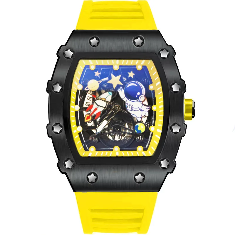 Astronaut Engraving Design Quartz Watch for Men Fashion Luminous Cool Business Watches Personality Watch Luxury Sport AAA Clock