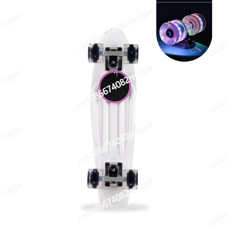 

Four-wheel single warp solid color flash wheel small fish board boys and girls adult children beginner skateboard large wheel
