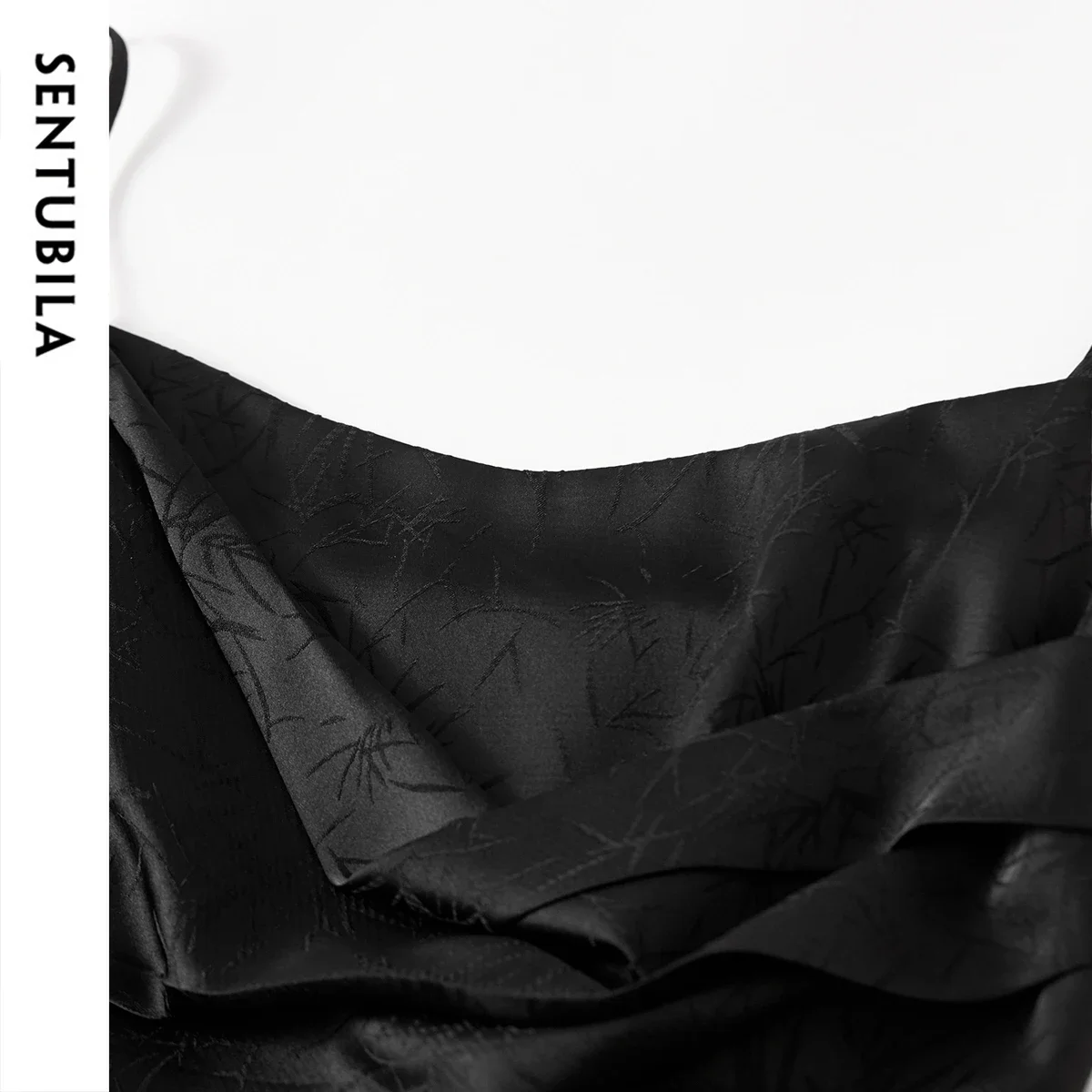 SENTUBILA Zwart Satijnen Slipdress Dames 2026 Lente Herfst Sexy Elegant Feest Chinese Stijl Jacquard Midi-jurken Dames 151L57844