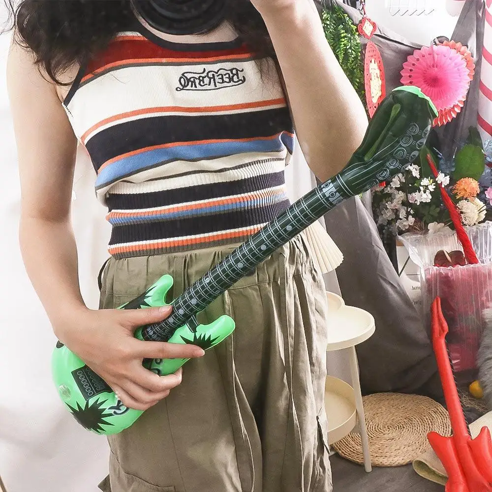 ของเล่นเครื่องดนตรีเป่าลมพีวีซี ของเล่นเป่าลมสีสุ่ม กีตาร์เป่าลม บอลลูนตกแต่งสร้างสรรค์