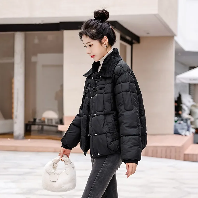 Winter Short Cotton-Padded Coat Women 2023 New Fashion Loose Knitting Turndown Collar Jacket Coil Buckle Button Outerwear Female