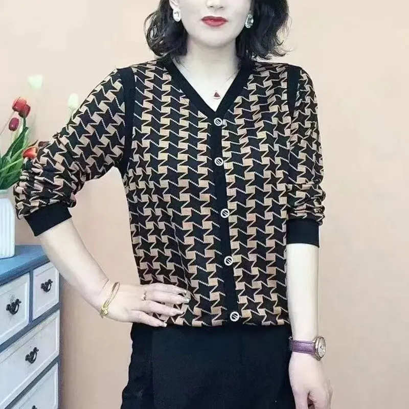 Korean All-match V-Neck Shirt Casual Button Spring Autumn New Commute Plaid Women's Clothing Long Sleeve Stylish Spliced Blouse