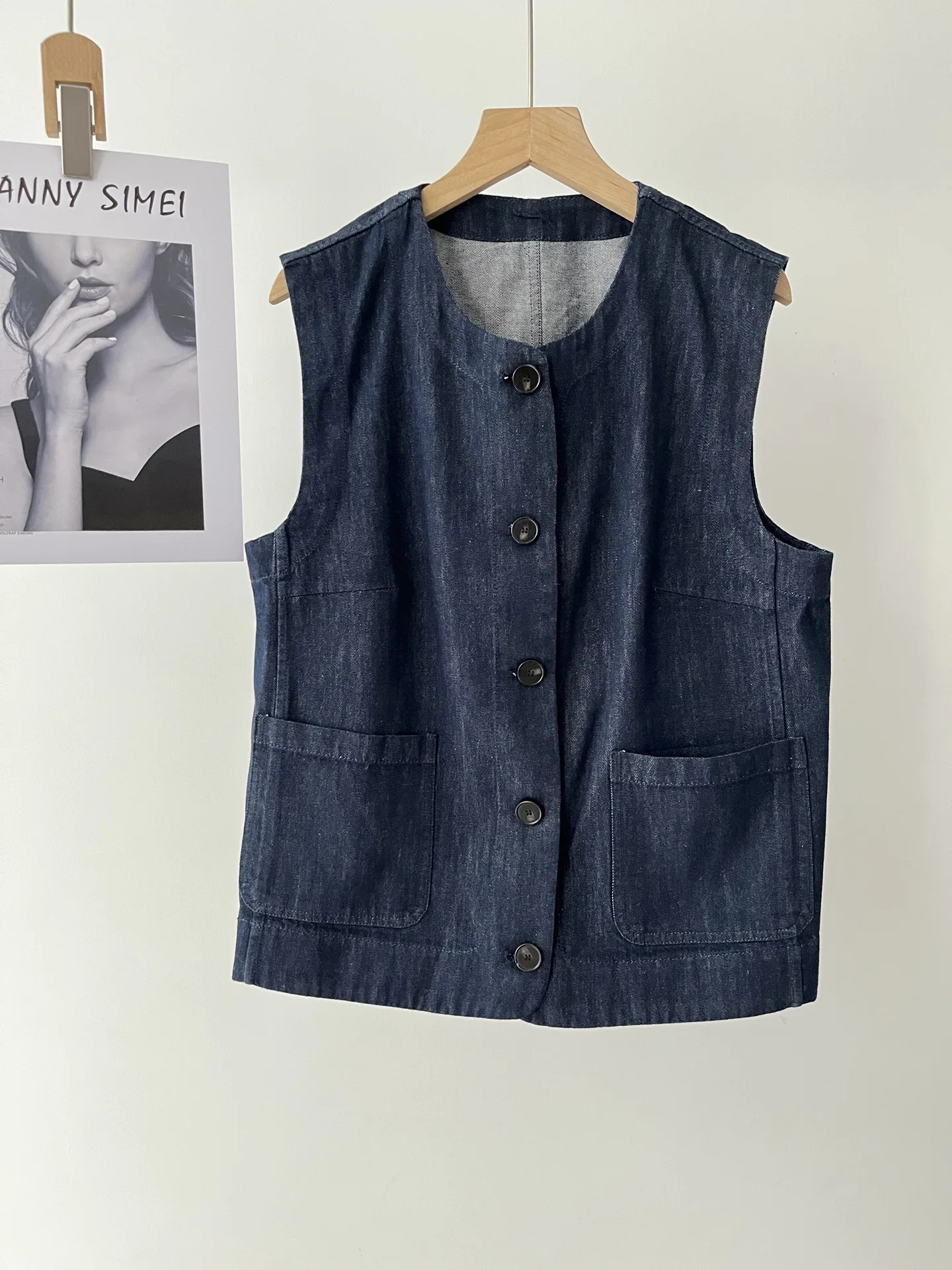 

Autumn Yarn Twill Single Breasted Crew Neck Denim Vest Women 51c-1123