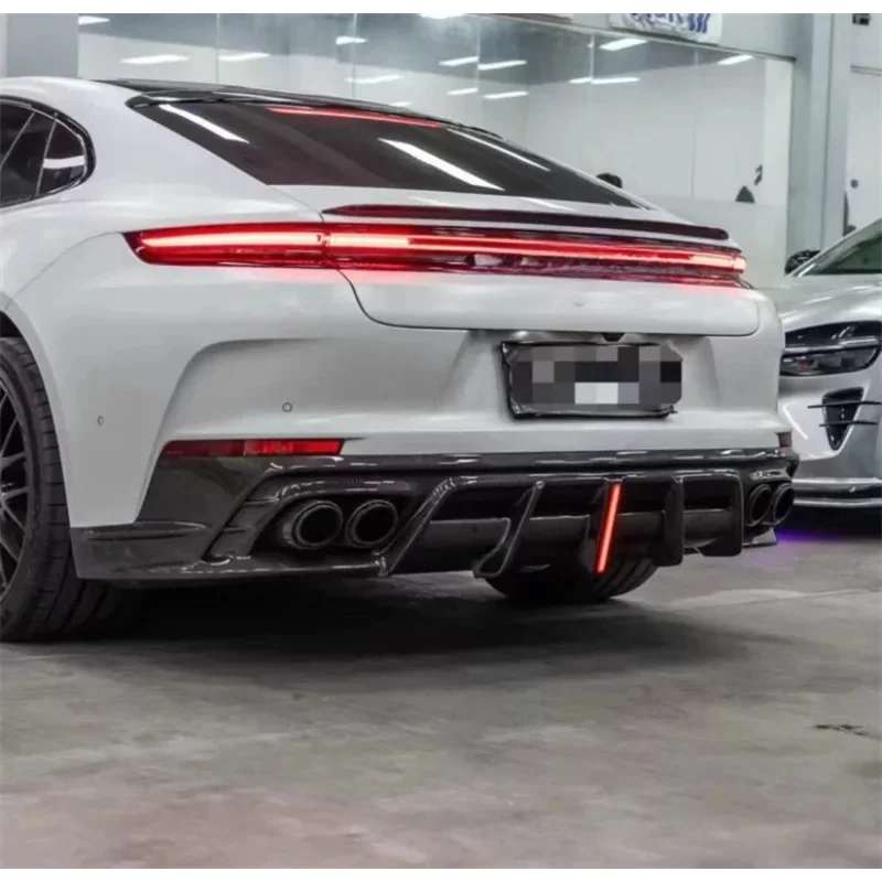 

Carbon Fiber Aero Body Kit 976 2024+ Front Lip Side Skirt Rear Diffuser Spoiler