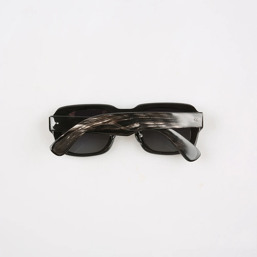 Women's Sunglasses Men Vintage Thick Stripes Square Retro Handmade Buffalo Horn Sunglass Man Fashion Glasses