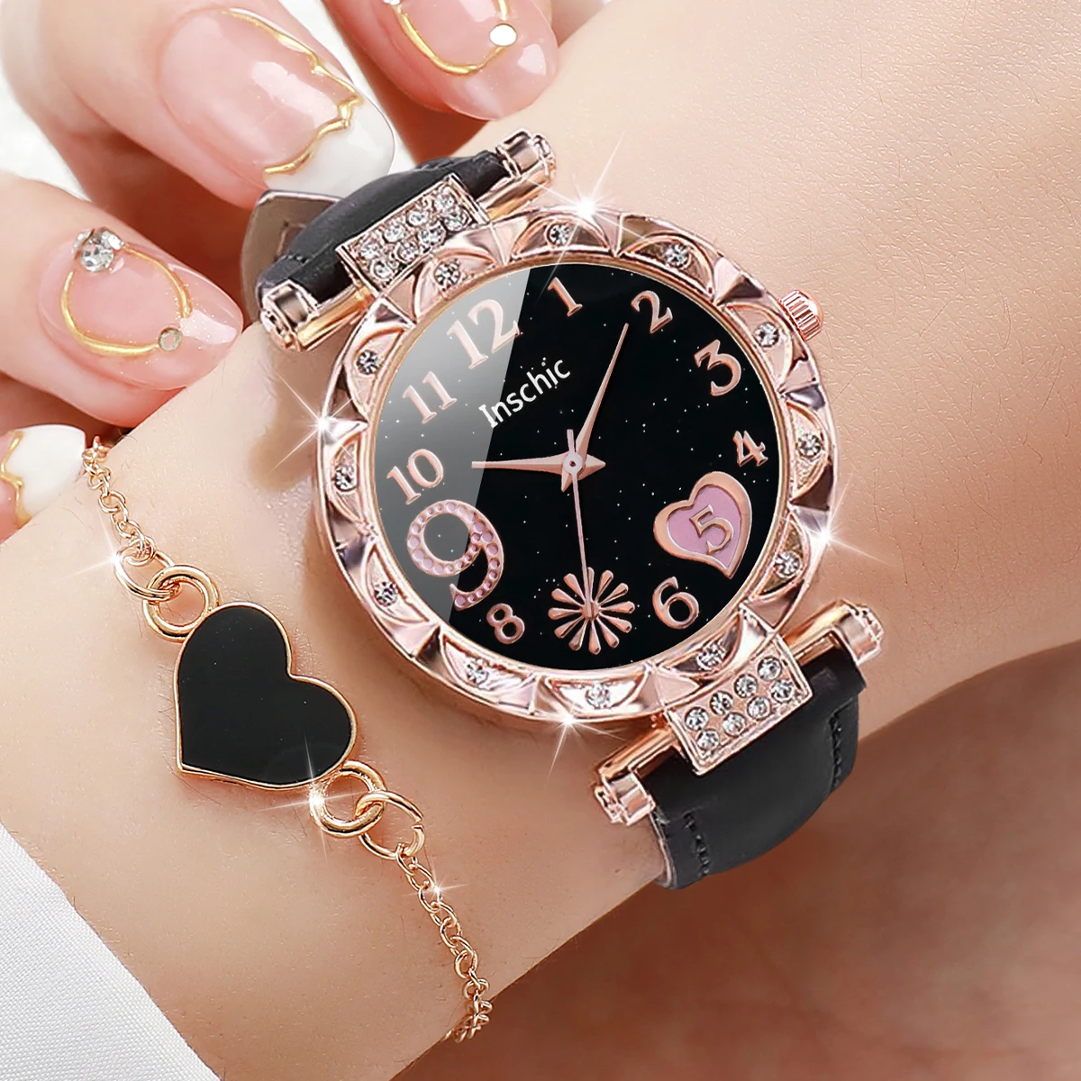 6PCS/Set Women\'s Watch Fashion Rhinestone Heart Quartz Watch Leather Band Wristwatches Bracelets Set（Without Box）