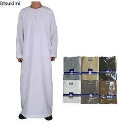 Orta Doğu Arap Kaftan Erkekler Müslüman Giyim Katı Uzun kollu Yuvarlak Boyun Elbiseler Rahat Gevşek Erkekler Jubba Thobe Ulusal Kostümler