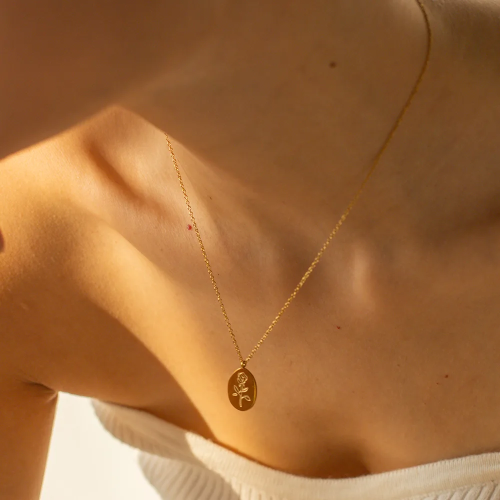 

Stainless Steel PVD 18K Gold Plated Tarnish Butterfly Oval Rose Pendant Necklace For Woman Jewelry Wholesale Summer Trendy