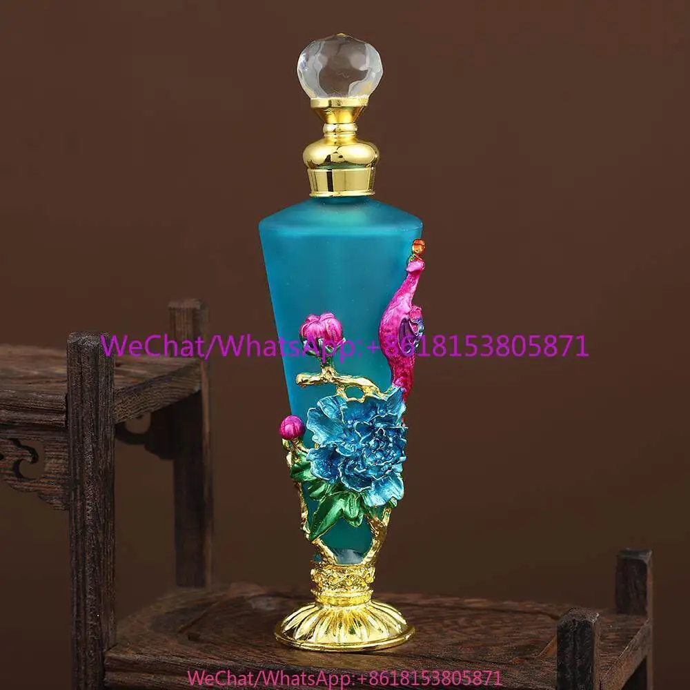 30Ml high-end retro painted perfume bottle Dubai flavor sub-bottle metal glass