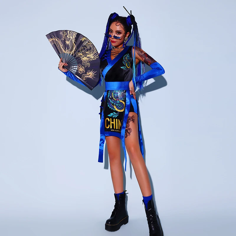 2025 Nieuwe Jazzdans Kostuums Voor Vrouwen Groep Street Dance Wear Moderne Hip Hop Chinese Stijl Prestaties Stadium Kleding DQS 7446