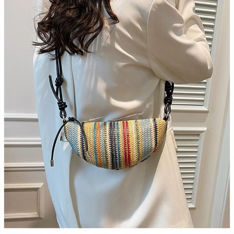 

Casual Crossbody Bag For Women In Durable Nylon With Leather Accents Lightweight For Adventures And Hiking