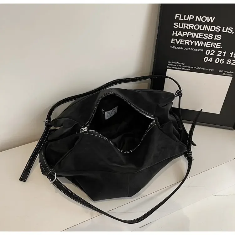 CEEKAY Damen Hobo-Tasche, dunkelbraun, Wildleder-Textur, große Schulterhandtasche, seitliches Schnallendetail, Reißverschluss, für den täglichen Pendelverkehr, lässig – Detail 12