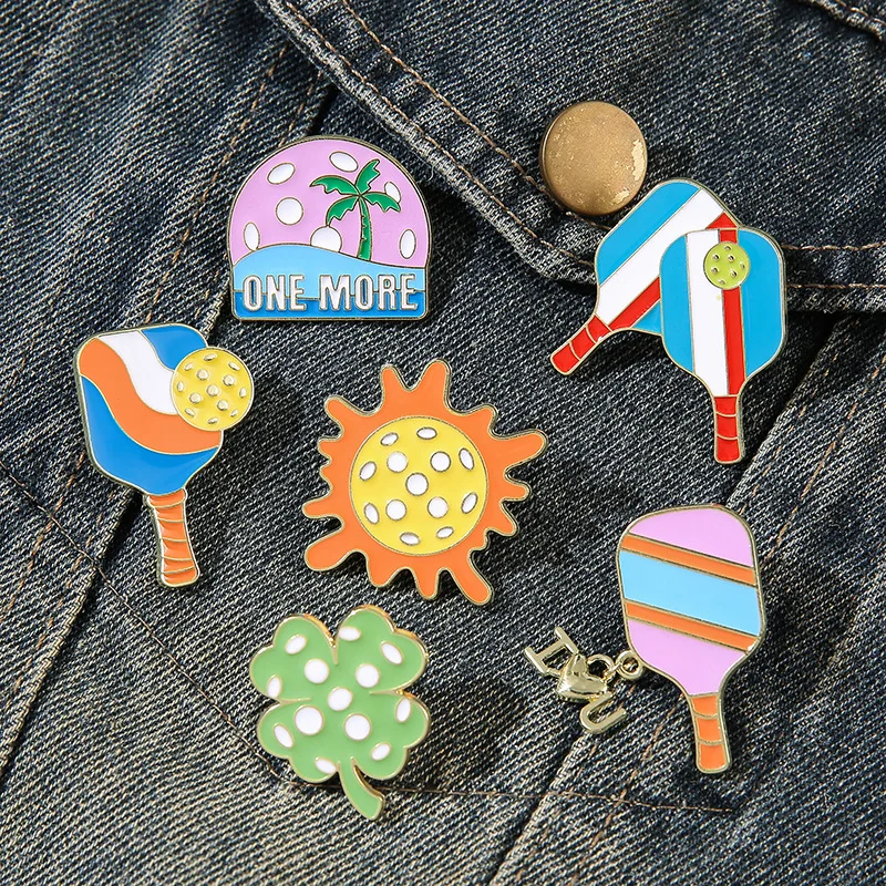Pickleball Paddle Brooch Alloy Drop Oil Enamel Pin Bag Decoration Creative Gift