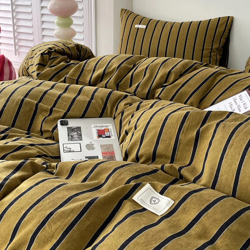 Imagem -03 - Yellow Stripe Bedding Duvet Cover Conjunto com Fronha Lençol de Solteiro Roupa de Cama Tamanho Completo Queen And King Ins Amarelo