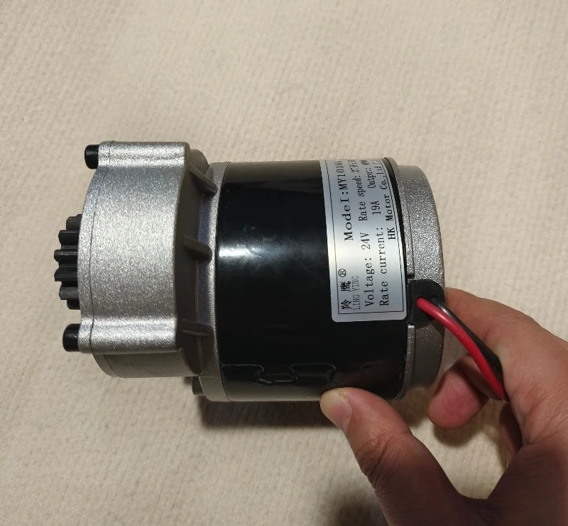 camion-de-vache-electrique-au-sol-modifie-manuellement-au-chariot-elevateur-electrique-24v-400w-moteur-modifie-motoreducteur