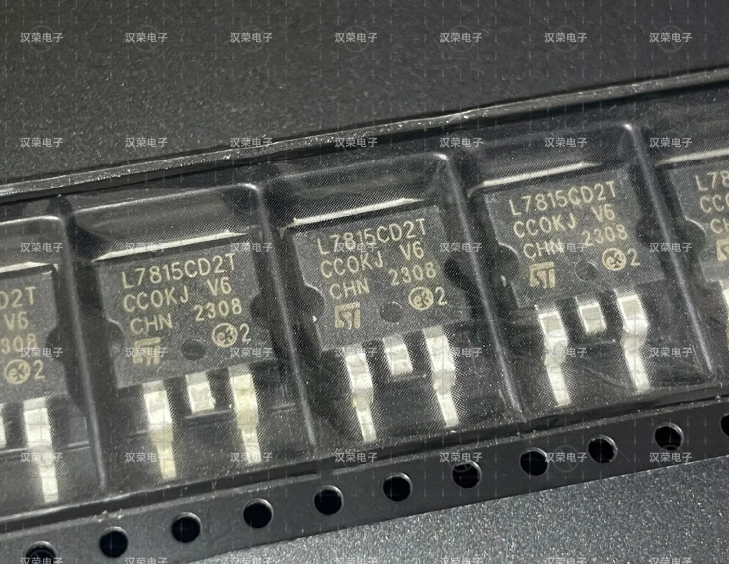 10 PÇS/LOTE L7808CD2T L7805CD2T L7824CD2T L7815CD2T L7809CD2T L7812CD2T L7806CD2T L7808C2T L7805C2T L7824C2T L7815C2T L7809C2T