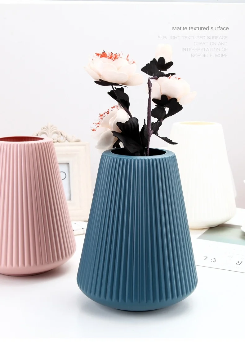 Nordic Creative Vase Home Decoration Flower Vases for Homes Wet and Dry Planter Desk Decor Imitation Ceramic Plastic Crafts