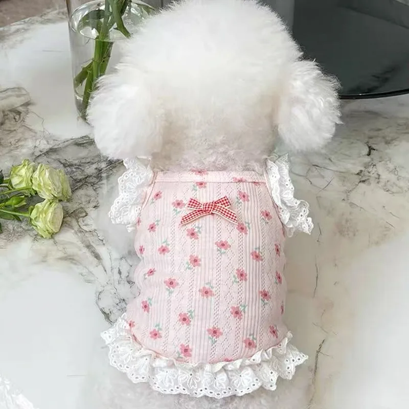 

Puppy Cool Halter Pet Floral Dress Summer Thin Section Fly Sleeve Dress Short Dog Clothes Lace Side Teddy Vest