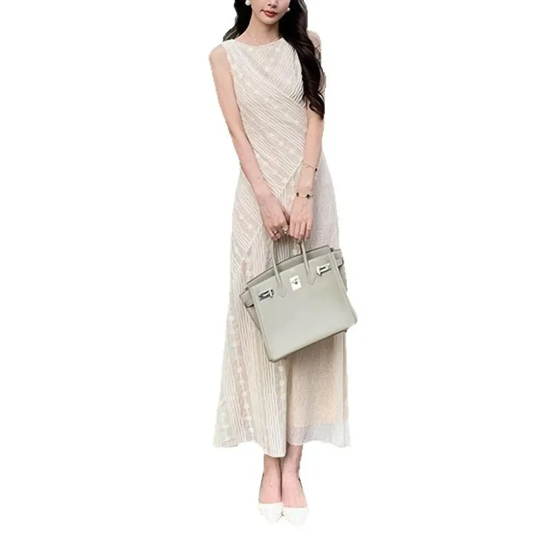 Nowa letnia koronka w kolorze beżu ​ ​ Długa sukienka bez rękawów dla kobiet Moda Prosta Elegancka Słodka Długa sukienka na przyjęcie weselne