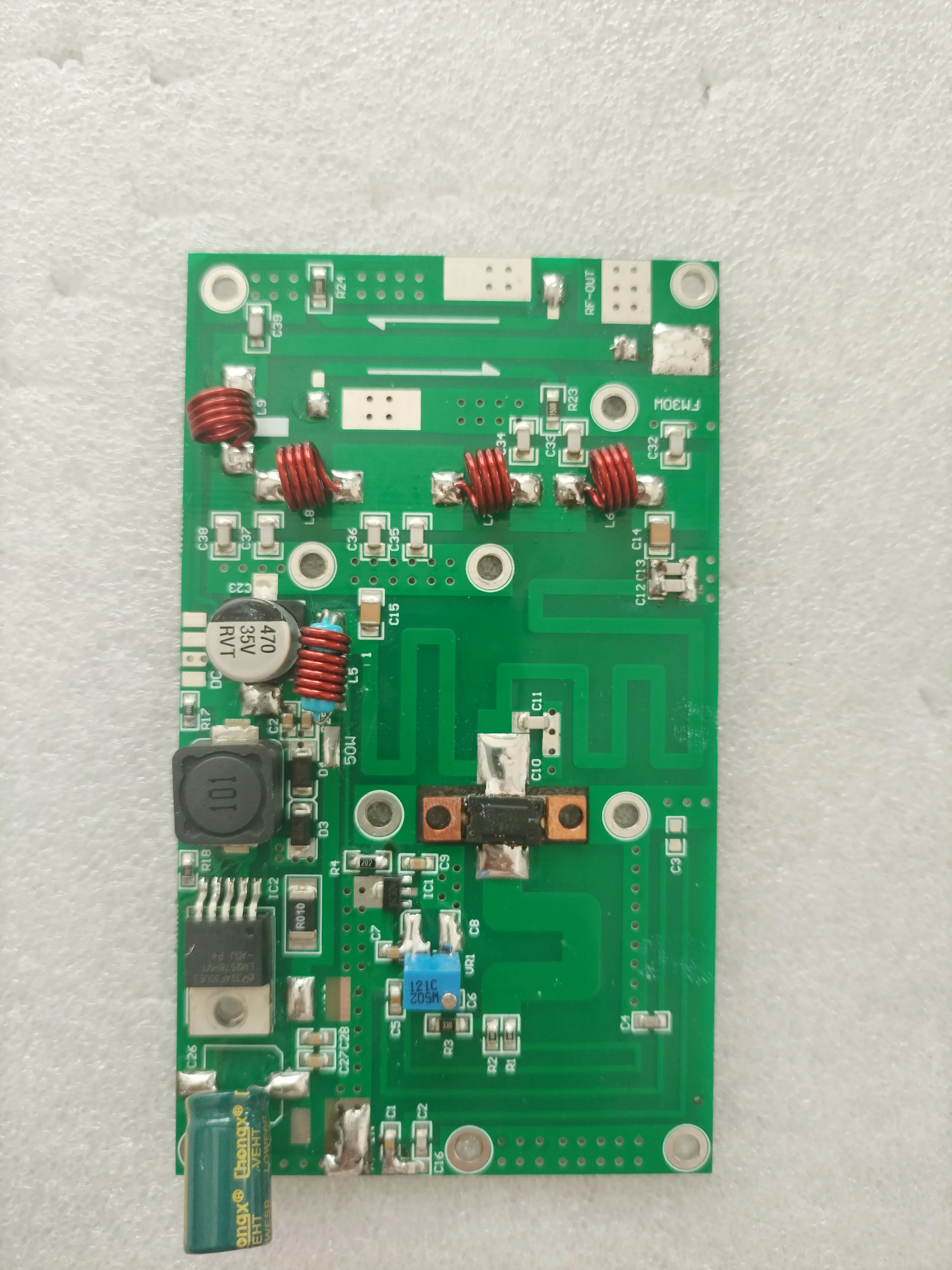 Neu eingetroffener 10-W-Vorverstärker