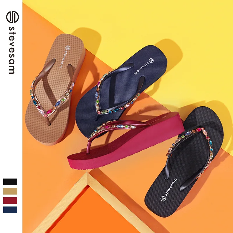 2023 infradito con strass nuova moda 2023 nuove pantofole da spiaggia con suola spessa sandali estivi con punta a Clip nero oro blu rosa rosso