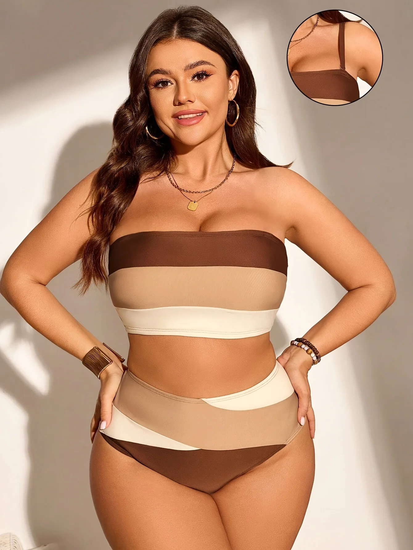 

2026 Новый женский сексуальный модный трехцветный цветной блок-бандо с высокой талией, двухсекционный купальник для отпуска у бассейна, купальник