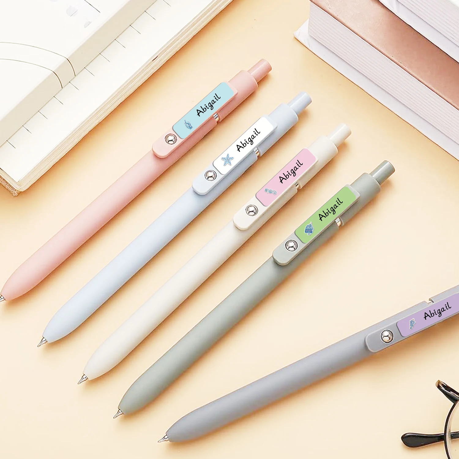 Naklejki z imieniem, personalizowane etykiety z motywami morskimi, wodoodporne naklejki kawaii, artykuły szkolne dla dzieci, etykiety na butelki.