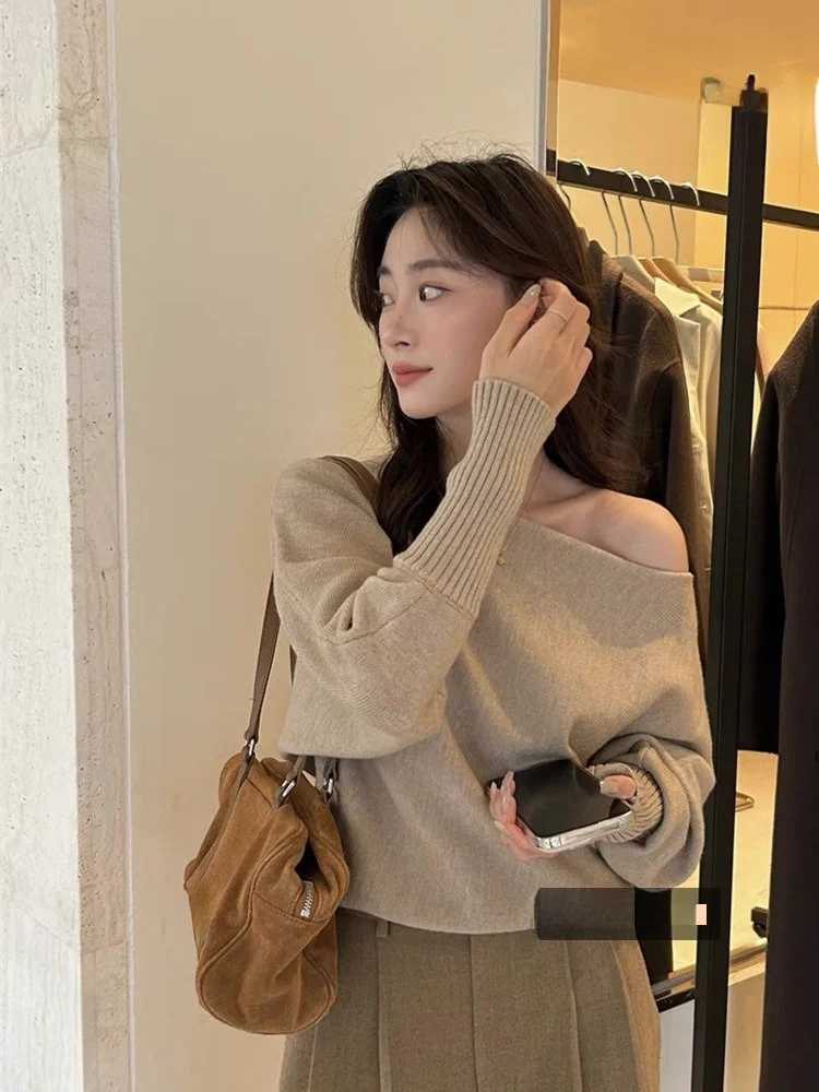 

Женский вязаный свитер с открытым плечом, нежный, высококачественный, в стиле Lazy Sle, весна 2026, новинка, повседневный топ на одно плечо Pure Desire