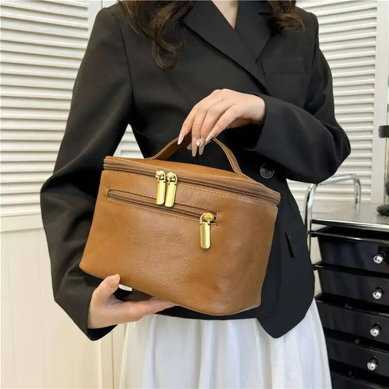 

Новый кожаный портативный косметичка на молнии, дополнительная карманная ручка, несколько отделений, дорожная сумка для хранения туалетных принадлежностей для ухода за кожей