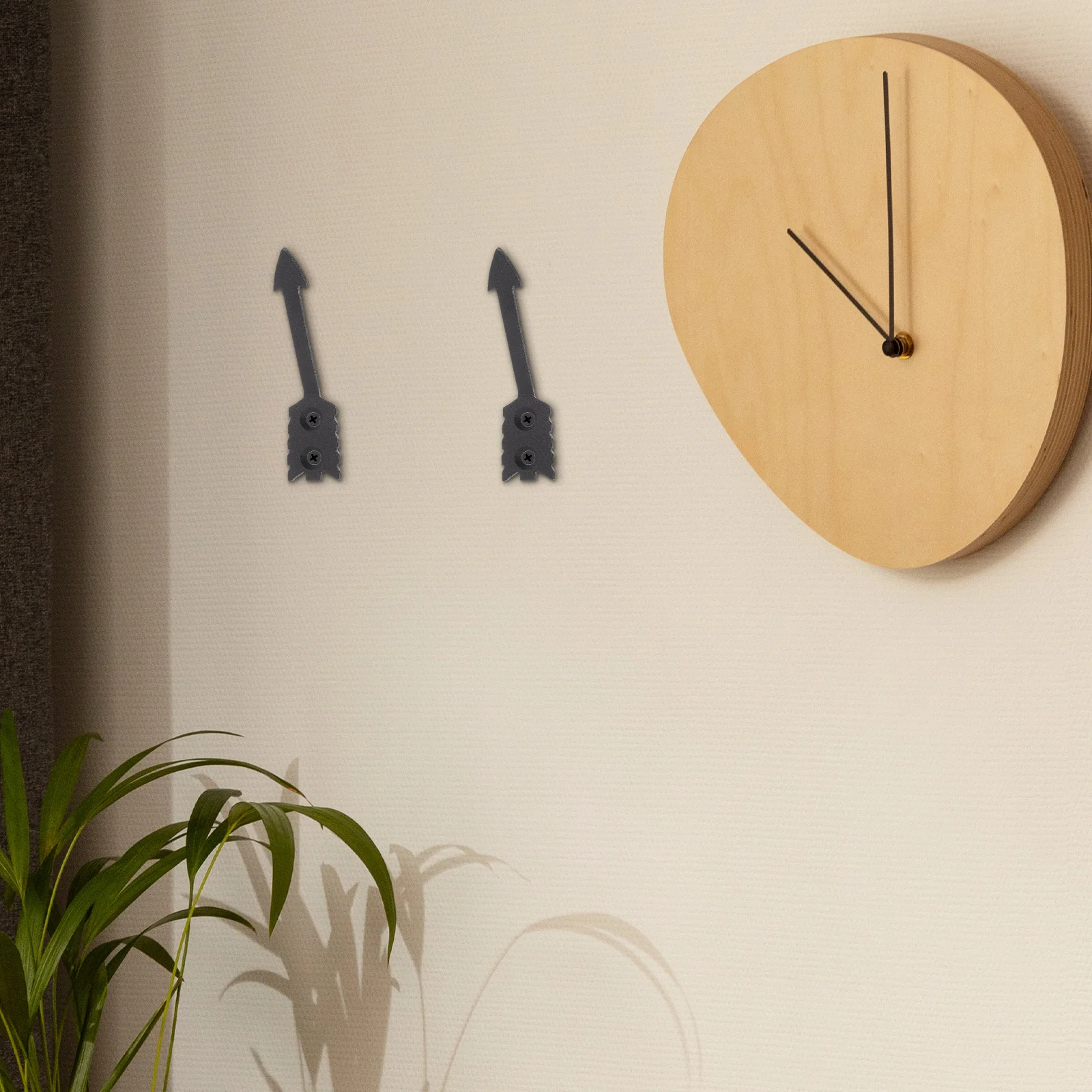 

6Pcs European Skull Mount Wall Bracket Heavy Duty for Deer Elk Antelope Animal Skull Display Animal Wall Hook