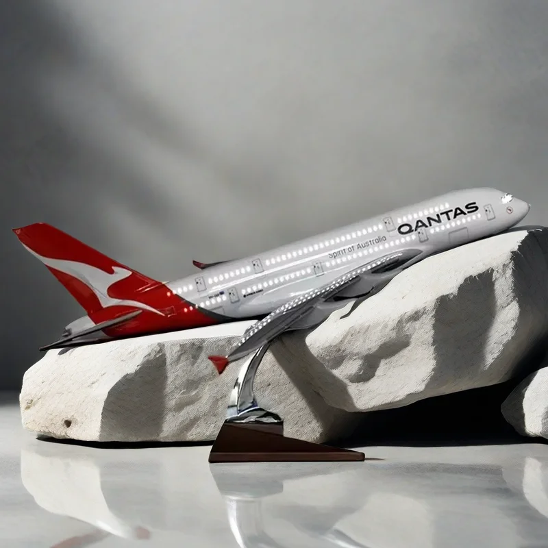 Diecast Resin 1/160 Scale 46cm A380 Air Bus Passenger Aircraft Australia Airplane Model Qantas Airways with Cabin Lights Gift