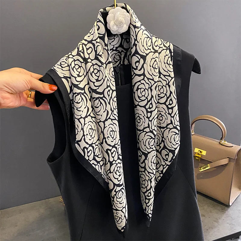 70x70CM Luxury Brand Sunscreen Square Scarf Bandanna Fashion Kerchief Spring Female Silk Scarves Print Shawl foulard bandanna