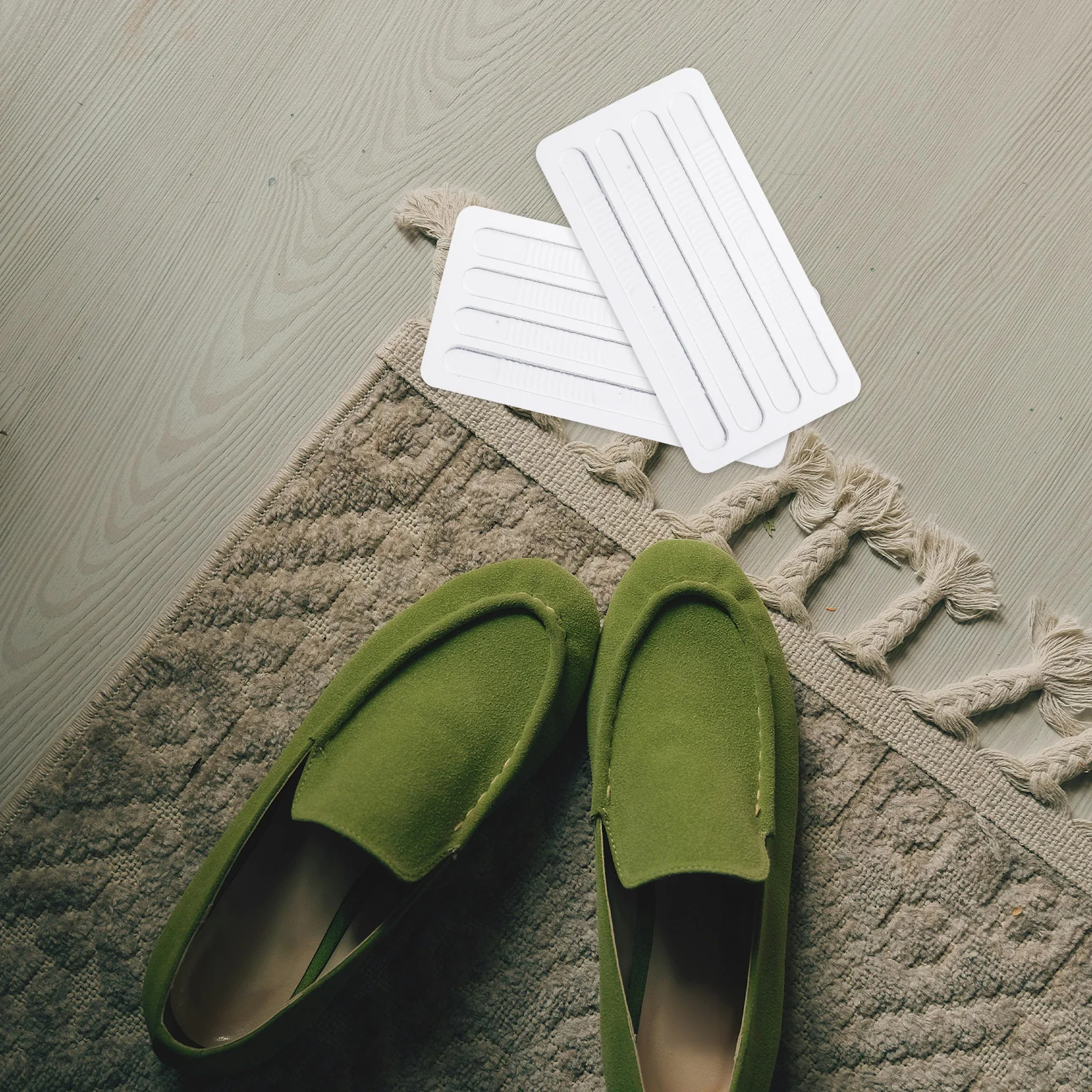 

8pcs Pads For Shoes That Are Too Big Wear-Resistant Silicone Cushions High Heel Inserts Comfortable Shoe Heel Grips Foot Care