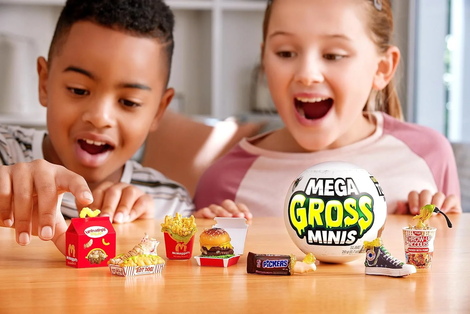 5 Surpresa Mega Gross Minis da ZURU Boys Mystery Colecionável Minis Marcas Paródia, Brinquedos para Meninos e Meninas 3+, Brinquedo de Halloween