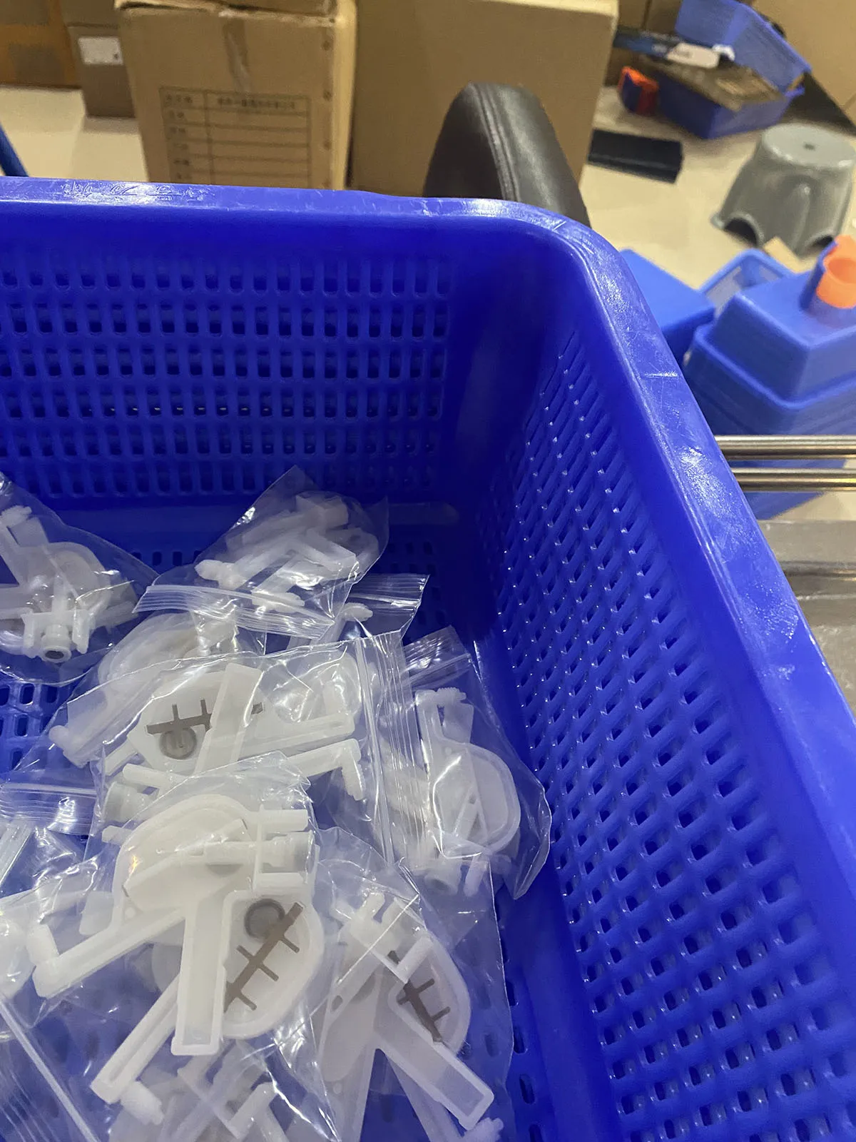 

10pcs F138040 F138050 printer Ink damper for Epson Stylus Pro 7600 9600 R2100 R2200 7 colors eco solvent print head ink dumpers