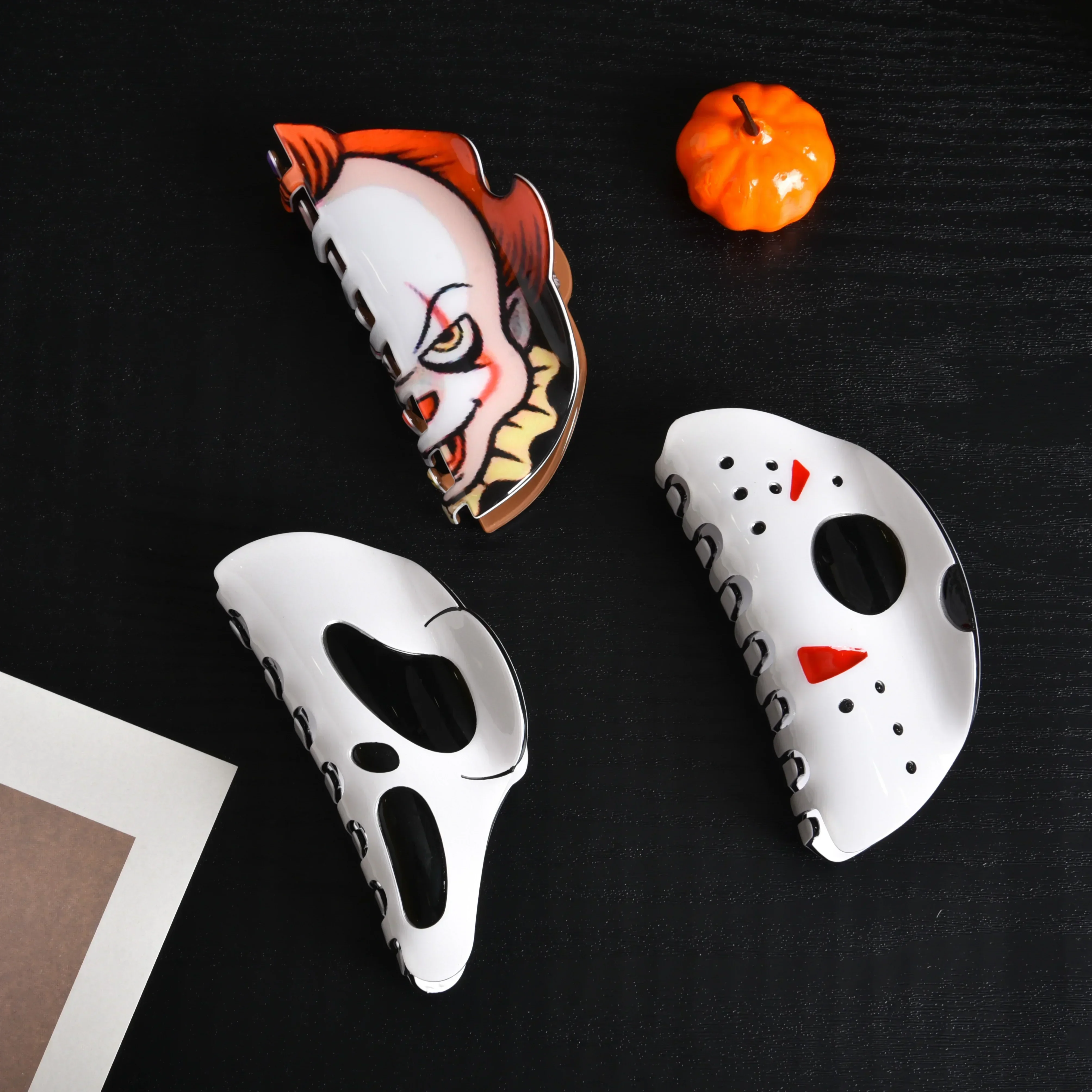 DS New Horror Style Ghost Face Clown Print Acrylic Hair Claw Halloween Claw Clip Crab Hair Clip for Women Girls Hair Accessories