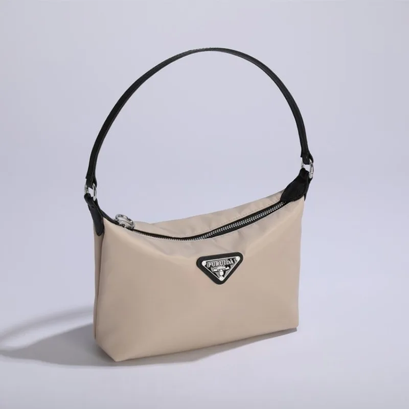 

Luxurious Retro Individual Simple Shopping Bag Pillow Bag Daily Use Handbag Female Bag During A Stylish Date Night