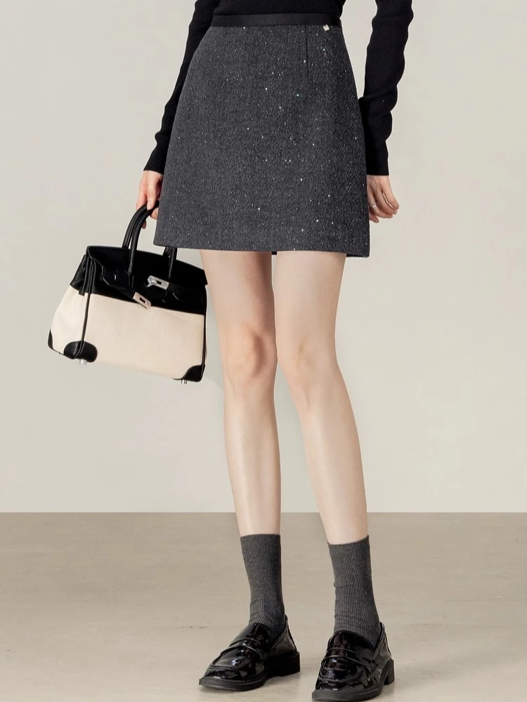 

SENTUBILA Women's Wool Blend Short Skirt 2025 Winter New A-Line Loose Soft Thick Warm Silver Sequin Casual Skirt 154Q80358