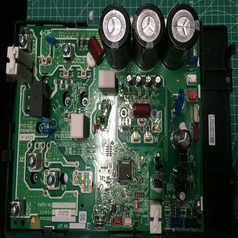 New suitable for Hisense Hitachi central air conditioning inverter board H7A05078A H7B06271A H7A05078C H7A05078B computer board