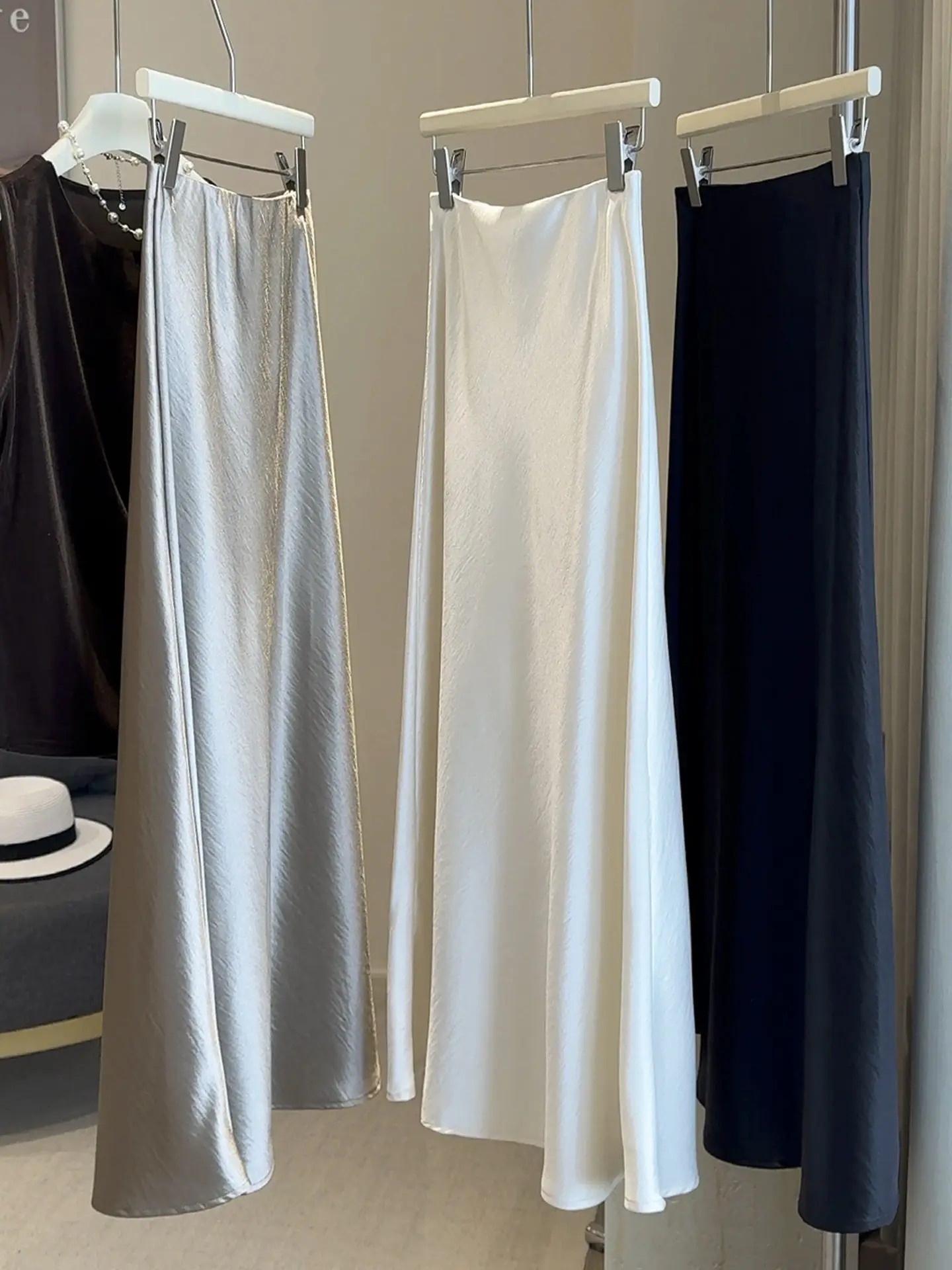 

Glossy Acetate Satin Fish Tail Half Skirt Women's Summer Mid-Length High Waist A-Line Slimming Draping Wrap Skirt
