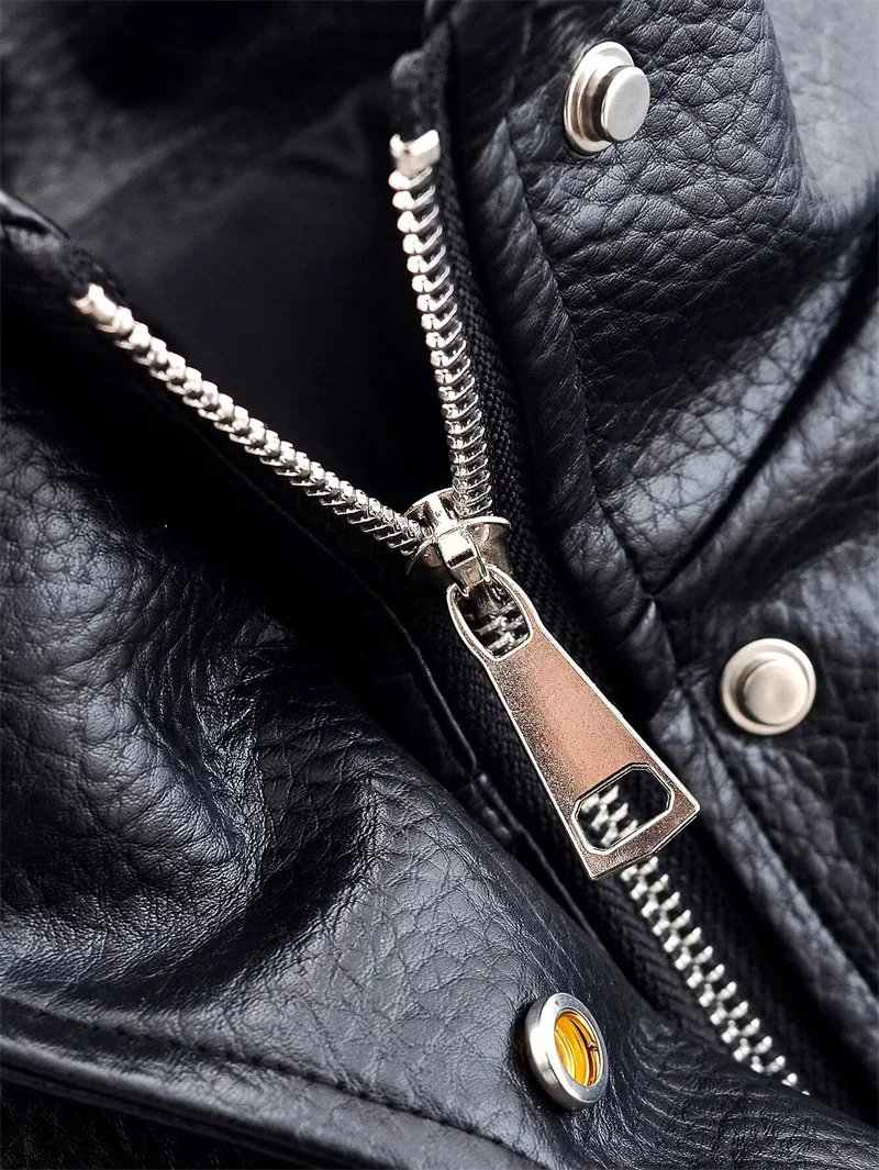 Giacca da donna in pelle nera da strada colletto alla coreana manica lunga cerniera in vita tasche chiuse cappotto femminile moda capispalla da donna nuovo