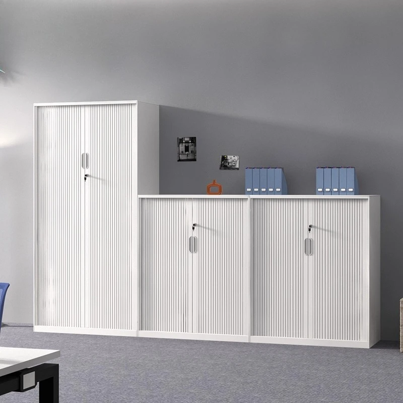 

Хранение на балконе. Роликовая дверь. Высокий шкаф. Защита от насекомых и влаги.