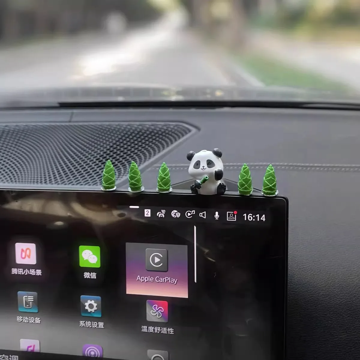 

Healing Car Interior Accessories and Ornaments,cute Panda on The Car's Center Console