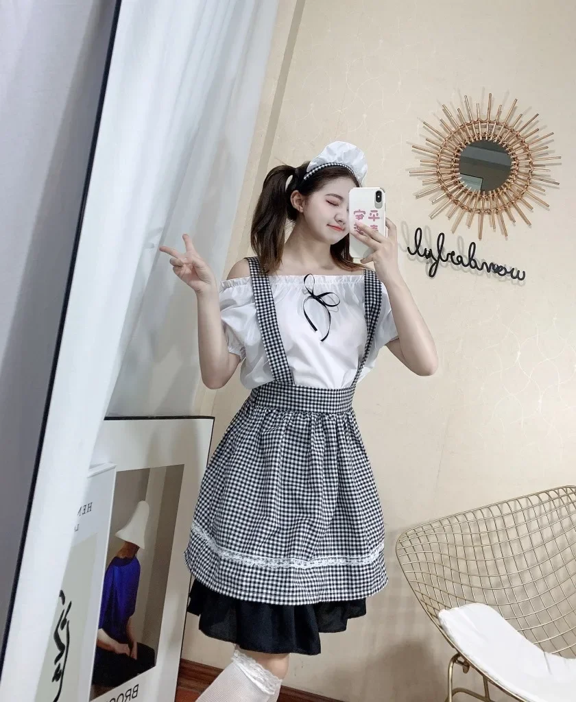 Cute Lolita Maid Costumes French Maid Dress Girls Woman Amine Cosplay Costume Waitress Maid Party Stage Costumes